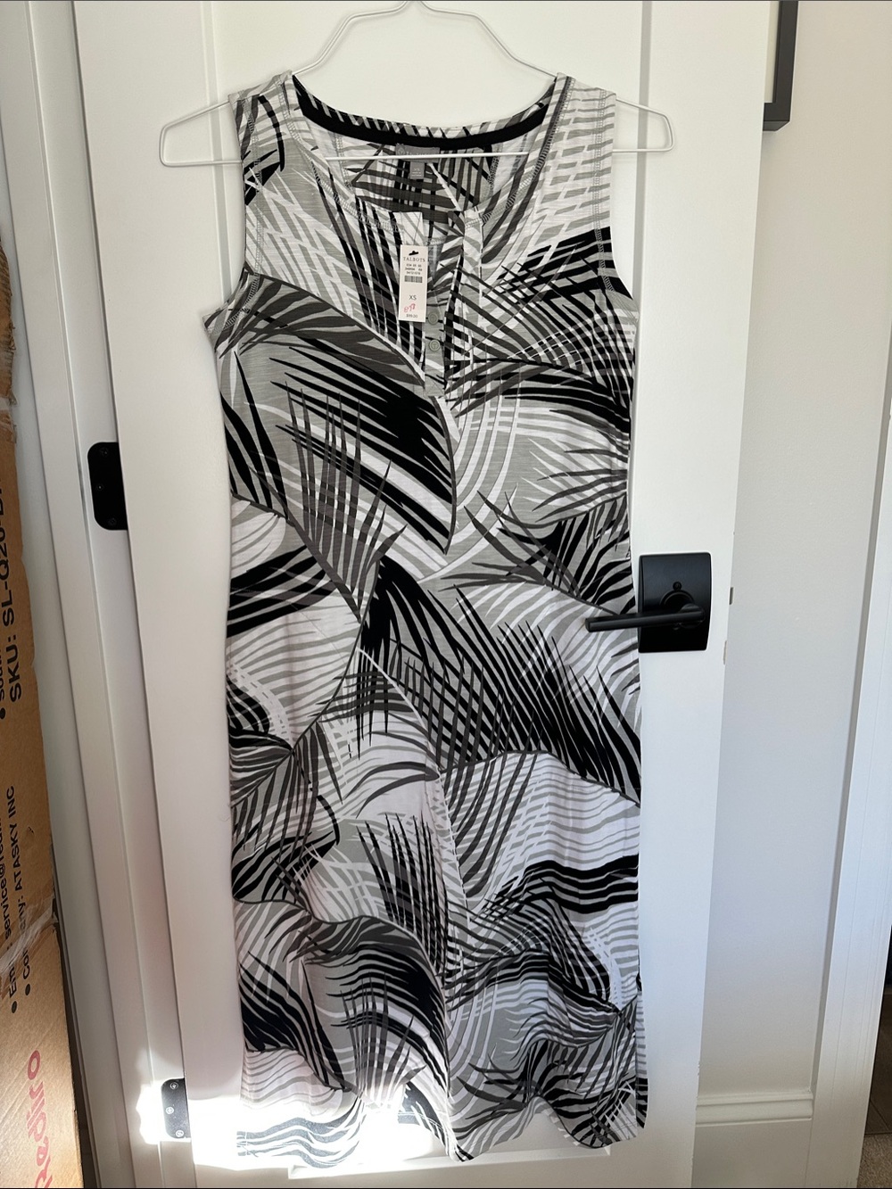 Talbots Black and White Palm-Print Maxi Skirt